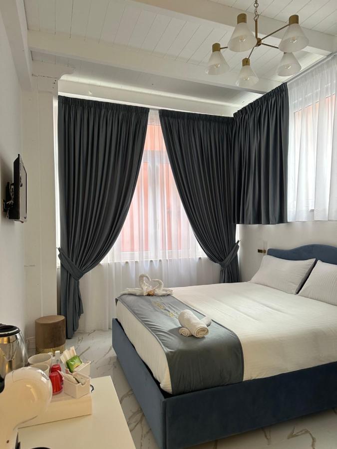 Depandance Vania Napoli Bagian luar foto