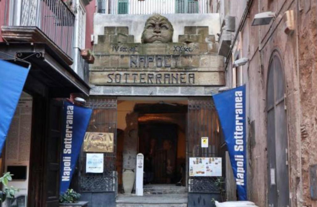 Depandance Vania Napoli Bagian luar foto